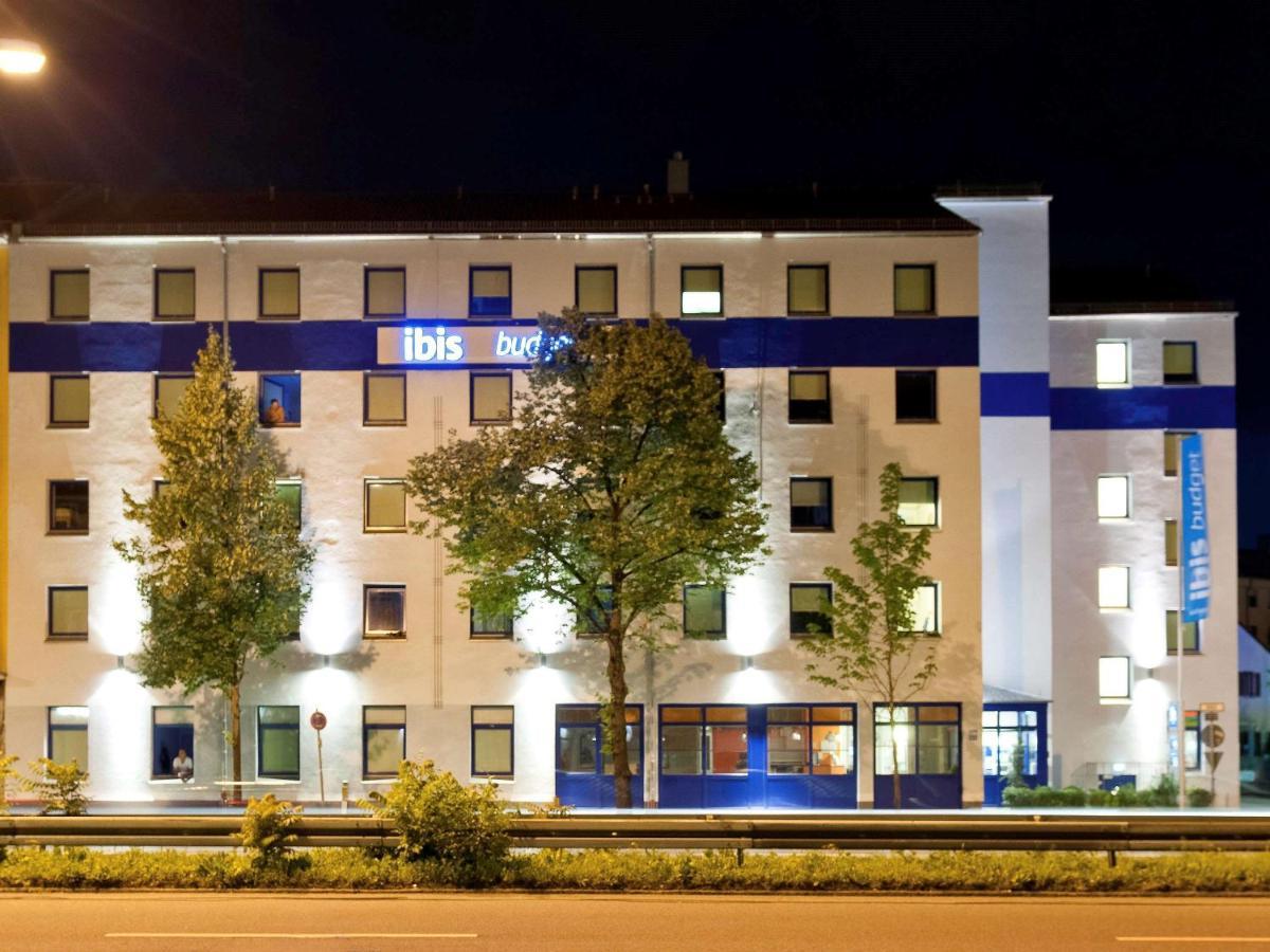 Ibis Budget Muenchen City Sued Екстериор снимка